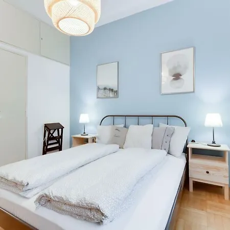 Alex Apartman *