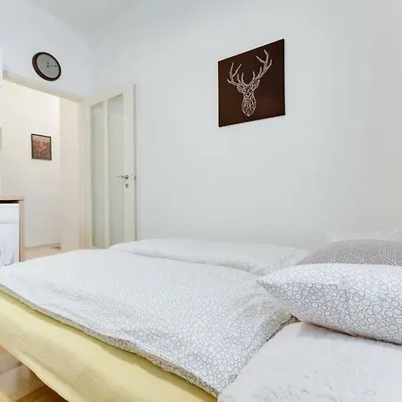 Appartement Alex Praag