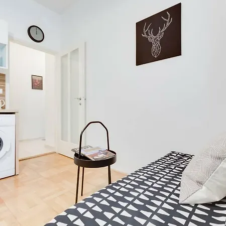 Alex Apartmán